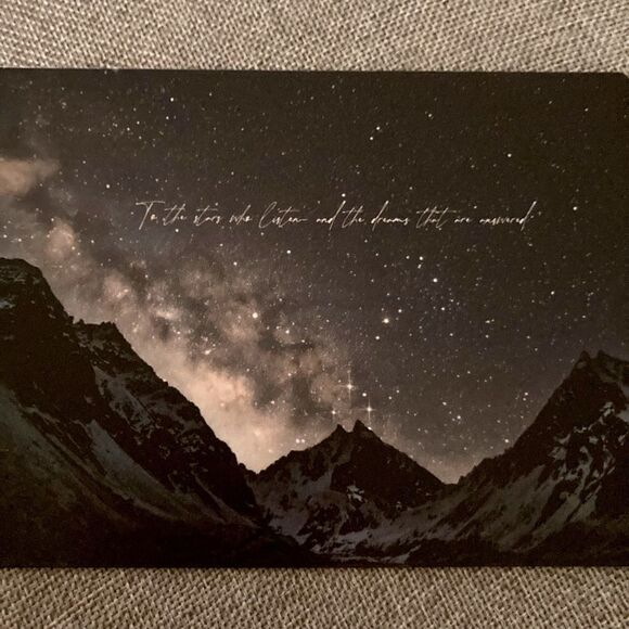 ACOTAR A Court of Thrones Velaris Magnet - Picture 2 of 3